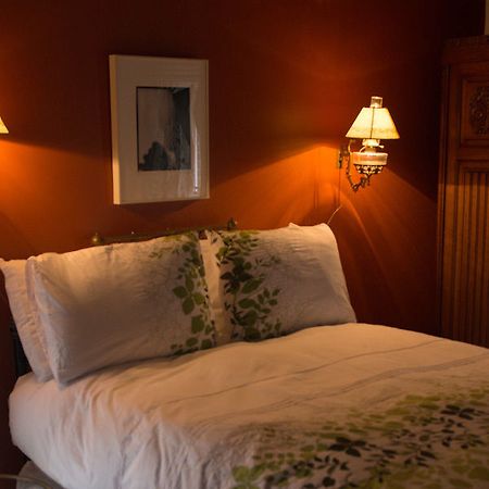 באפלו Oscar'S Bed & Breakfast מראה חיצוני תמונה